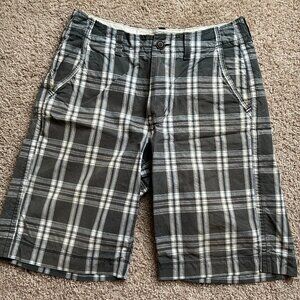 American Eagle Longer Length Plaid Shorts - Men's 30(32x11)